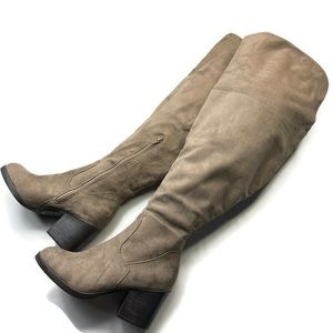 TG Faux Fur Women’s Boots Size 8